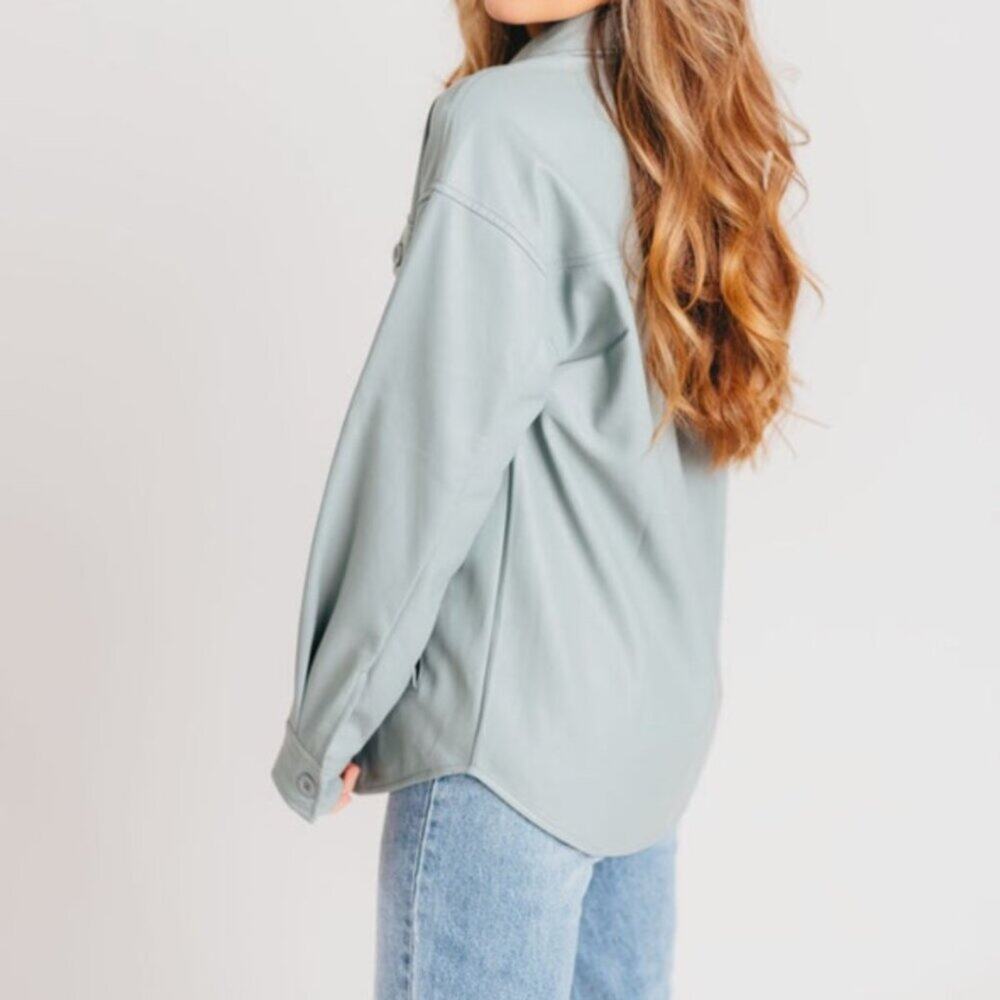 Allie Rose Shacket Jacket Vegan Leather Sage Green Large NWT - Picture 3 of 11